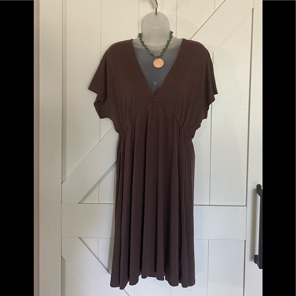 NWOT Mossimo kimono-style brown dress, size M.
